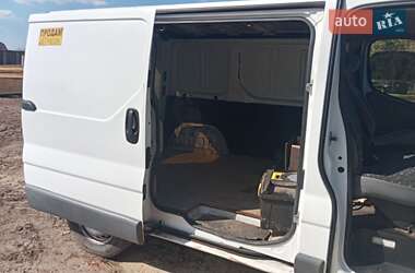 Грузовой фургон Renault Trafic 2005 в 