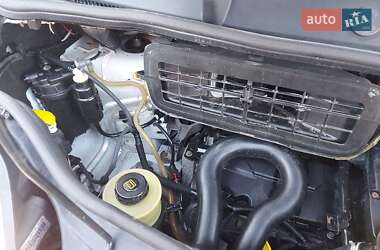 Вантажний фургон Renault Trafic 2013 в 