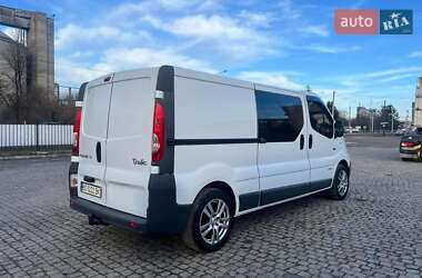 Минивэн Renault Trafic 2012 в 