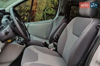 Минивэн Renault Trafic 2013 в 