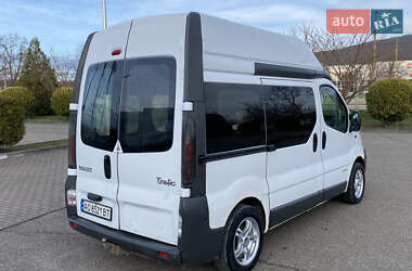 Минивэн Renault Trafic 2004 в 