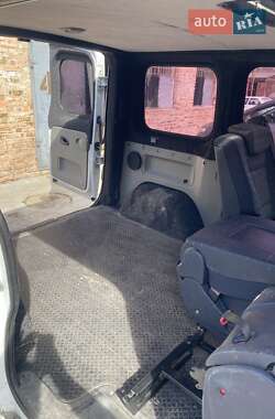 Минивэн Renault Trafic 2005 в 