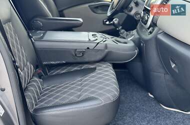 Мінівен Renault Trafic 2018 в 