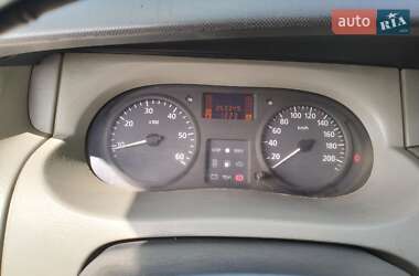 Минивэн Renault Trafic 2005 в 