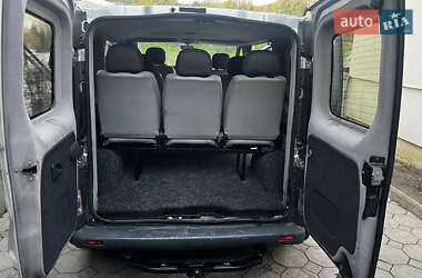 Минивэн Renault Trafic 2006 в 