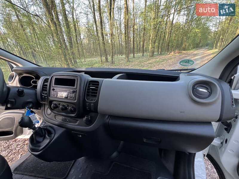 Вантажний фургон Renault Trafic 2019 в Баранівці