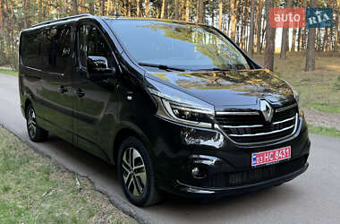 Минивэн Renault Trafic 2021 в 