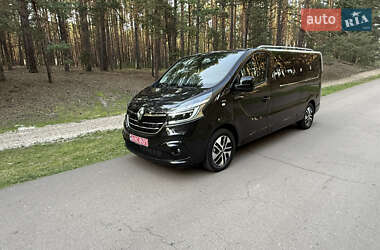 Минивэн Renault Trafic 2021 в 