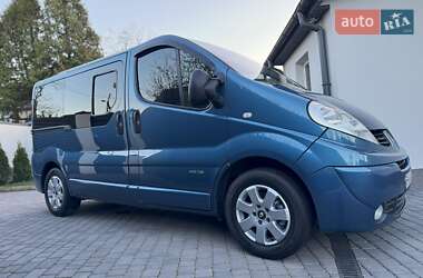 Мінівен Renault Trafic 2012 в 
