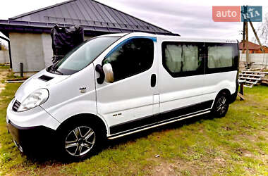 Минивэн Renault Trafic 2009 в 