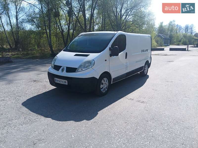 Грузовой фургон Renault Trafic 2011 в 