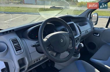 Минивэн Renault Trafic 2014 в 
