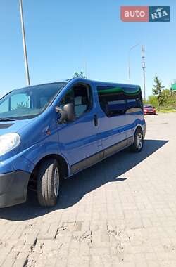 Мінівен Renault Trafic 2011 в Ужгороді
