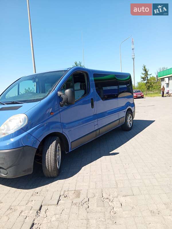 Renault Trafic 2011