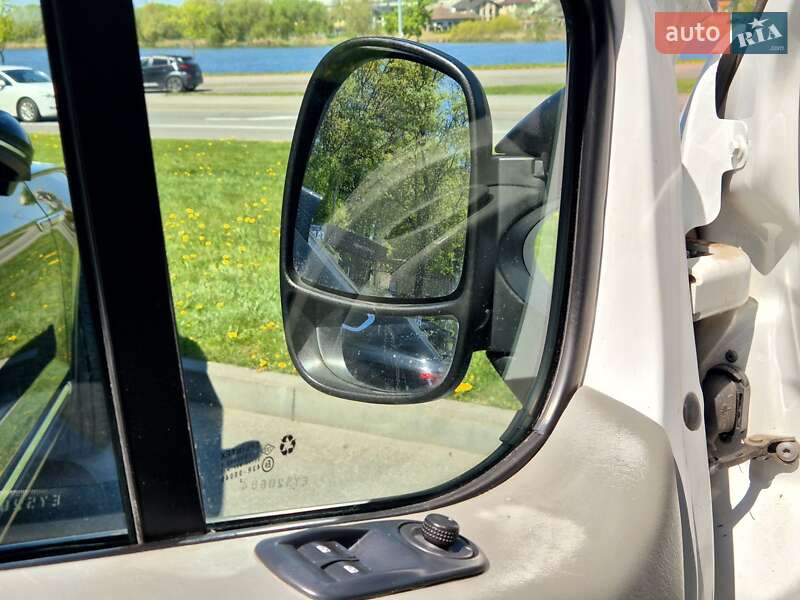 Мінівен Renault Trafic 2013 в Вінниці