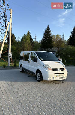 Мінівен Renault Trafic 2006 в 