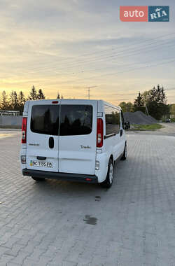 Мінівен Renault Trafic 2006 в 