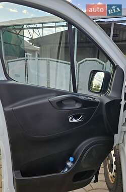 Грузовой фургон Renault Trafic 2021 в 