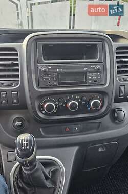 Грузовой фургон Renault Trafic 2021 в 
