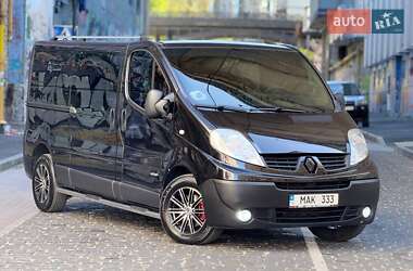 Грузопассажирский фургон Renault Trafic 2011 в Одессе