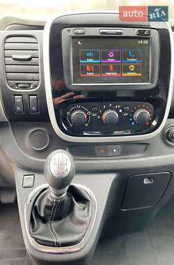 Вантажний фургон Renault Trafic 2019 в 