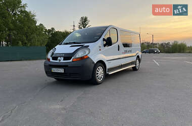 Минивэн Renault Trafic 2005 в 