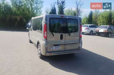 Минивэн Renault Trafic 2012 в 