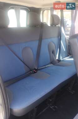 Минивэн Renault Trafic 2012 в 
