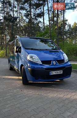 Мінівен Renault Trafic 2011 в 