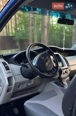 Мінівен Renault Trafic 2011 в 