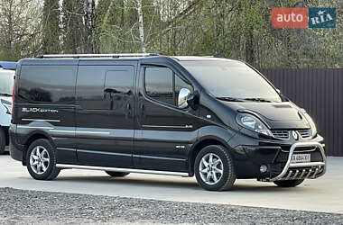 Минивэн Renault Trafic 2014 в Млинове