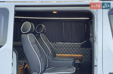 Мінівен Renault Trafic 2017 в 