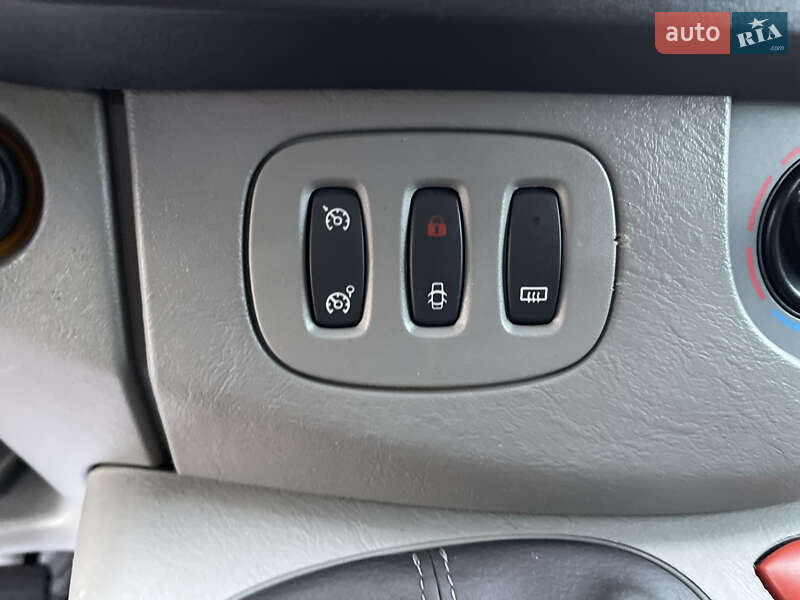 Вантажний фургон Renault Trafic 2014 в Радивиліві