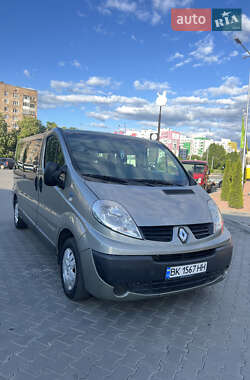 Мінівен Renault Trafic 2012 в 