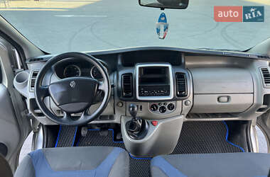 Мінівен Renault Trafic 2012 в 