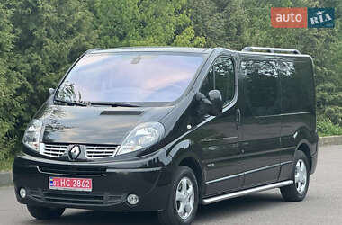 Мінівен Renault Trafic 2014 в 