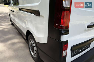 Вантажний фургон Renault Trafic 2023 в 