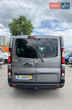 Мінівен Renault Trafic 2016 в 