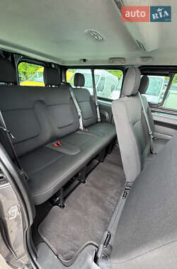 Мінівен Renault Trafic 2016 в 
