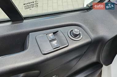 Вантажний фургон Renault Trafic 2021 в 