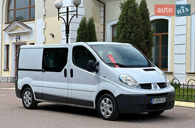 Мінівен Renault Trafic 2011 в 