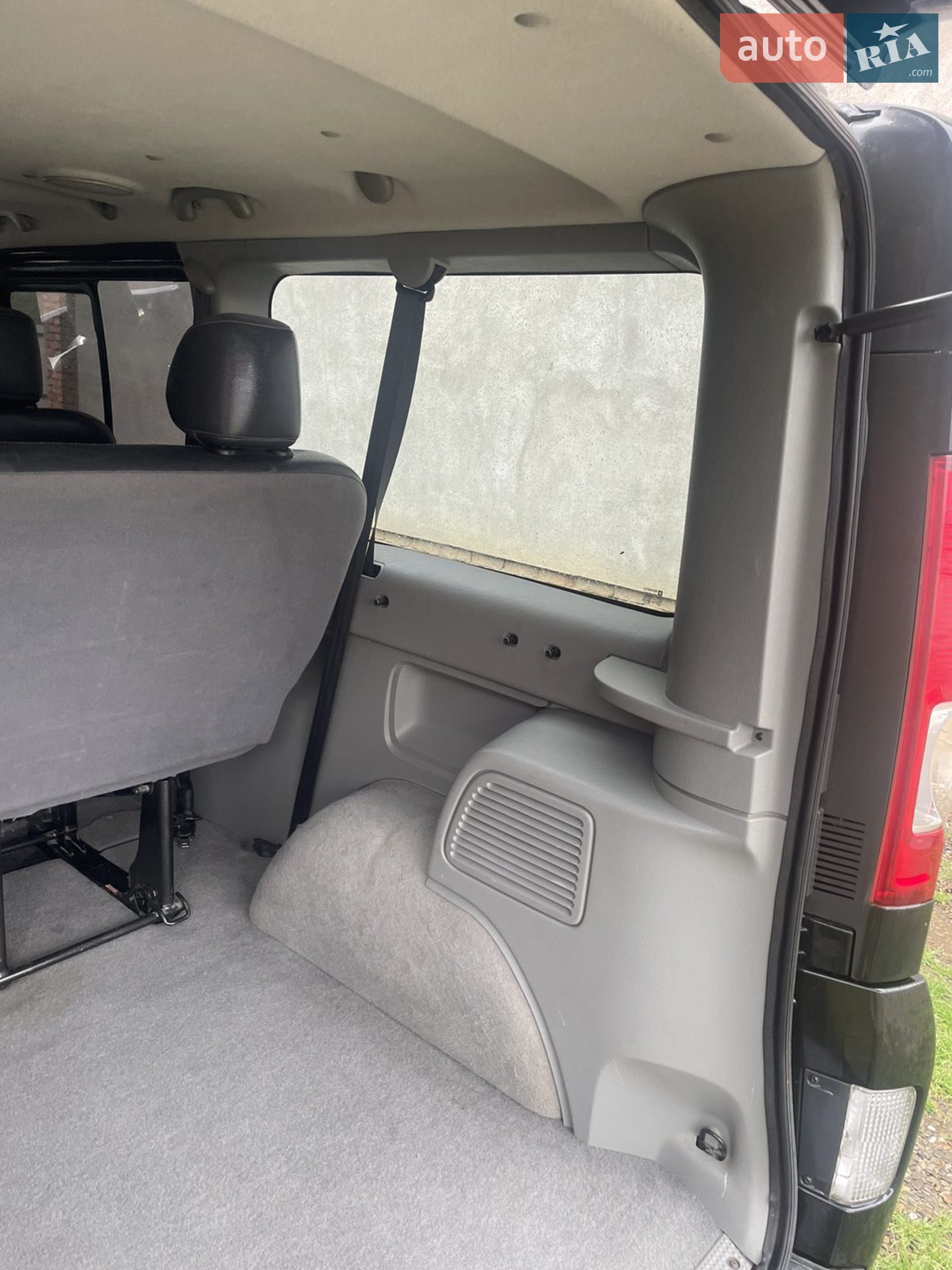 2010 Renault Trafic - мініатюра 20