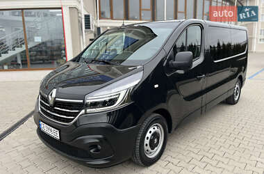 Минивэн Renault Trafic 2020 в 