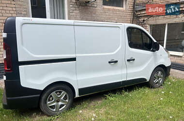 Грузовой фургон Renault Trafic 2016 в 