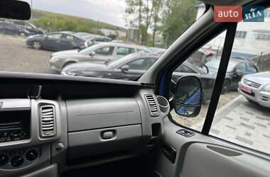 Минивэн Renault Trafic 2010 в 