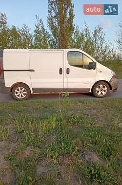 Вантажний фургон Renault Trafic 2004 в 