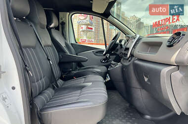 Минивэн Renault Trafic 2019 в 