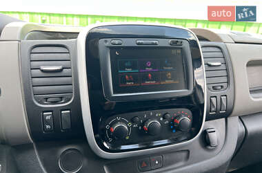 Минивэн Renault Trafic 2019 в 