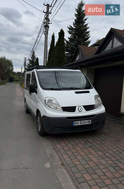 Мінівен Renault Trafic 2013 в Стоянці