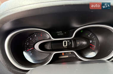 Грузовой фургон Renault Trafic 2020 в 